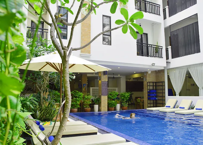Home Chic Hotel